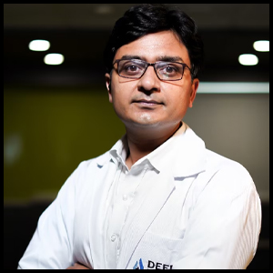 Dr.-Rajiv-Kapila